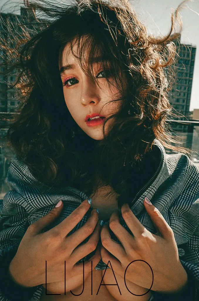 Wang Yu Chun (王雨纯) 直播 照片